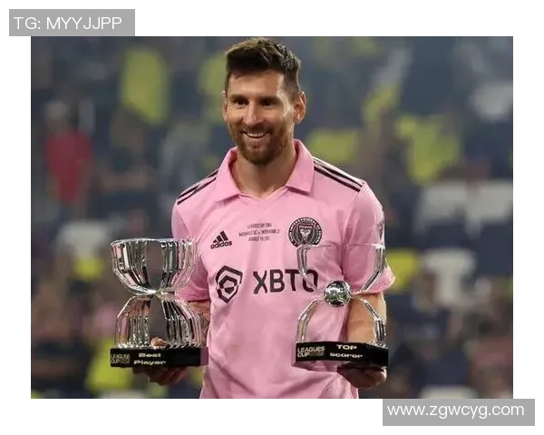 足球场上的传奇瞬间,明星球员如何书写属于他们的辉煌历史 足球场上的传奇瞬间,明星球员如何书写属于他们的辉煌历史