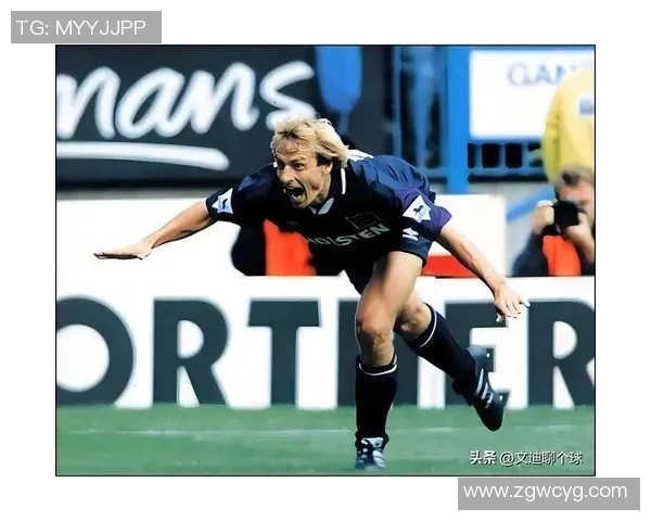 足球明星背后的传奇人生与奋斗历程分享