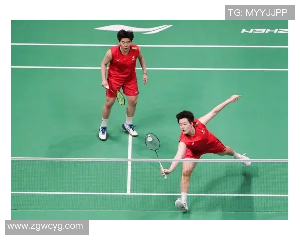 赛后分析：北京羽毛球队与南京羽毛球队的团队协作与战术对比探讨